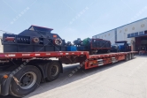 1200*1200雙齒輥破碎機，兩臺900*900軌道移動(dòng)雙齒輥破碎機發(fā)往云南